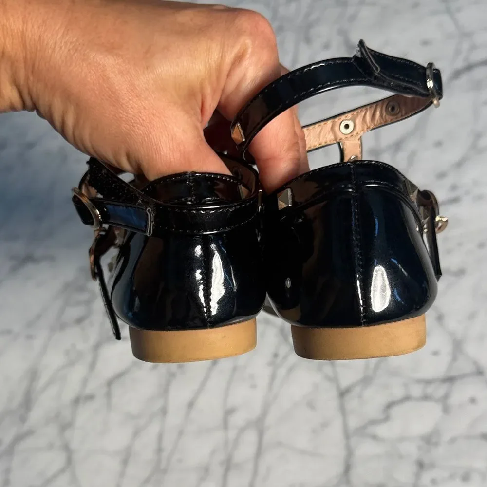 Chloe K. New York Camilla Rock Stud Shoes Sz 1